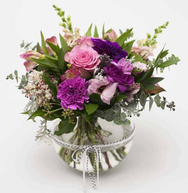 posy-in-vase-florist-hamilton-cambridge-expressions