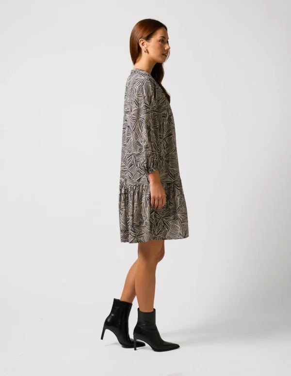 expressions-stella-gemma-SG25AW472-clothing-Laura-Dress -Bow-Tied-Indigo-1