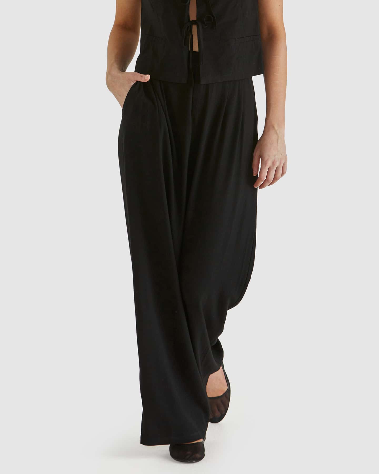Natalia Pant - Black - Image 3