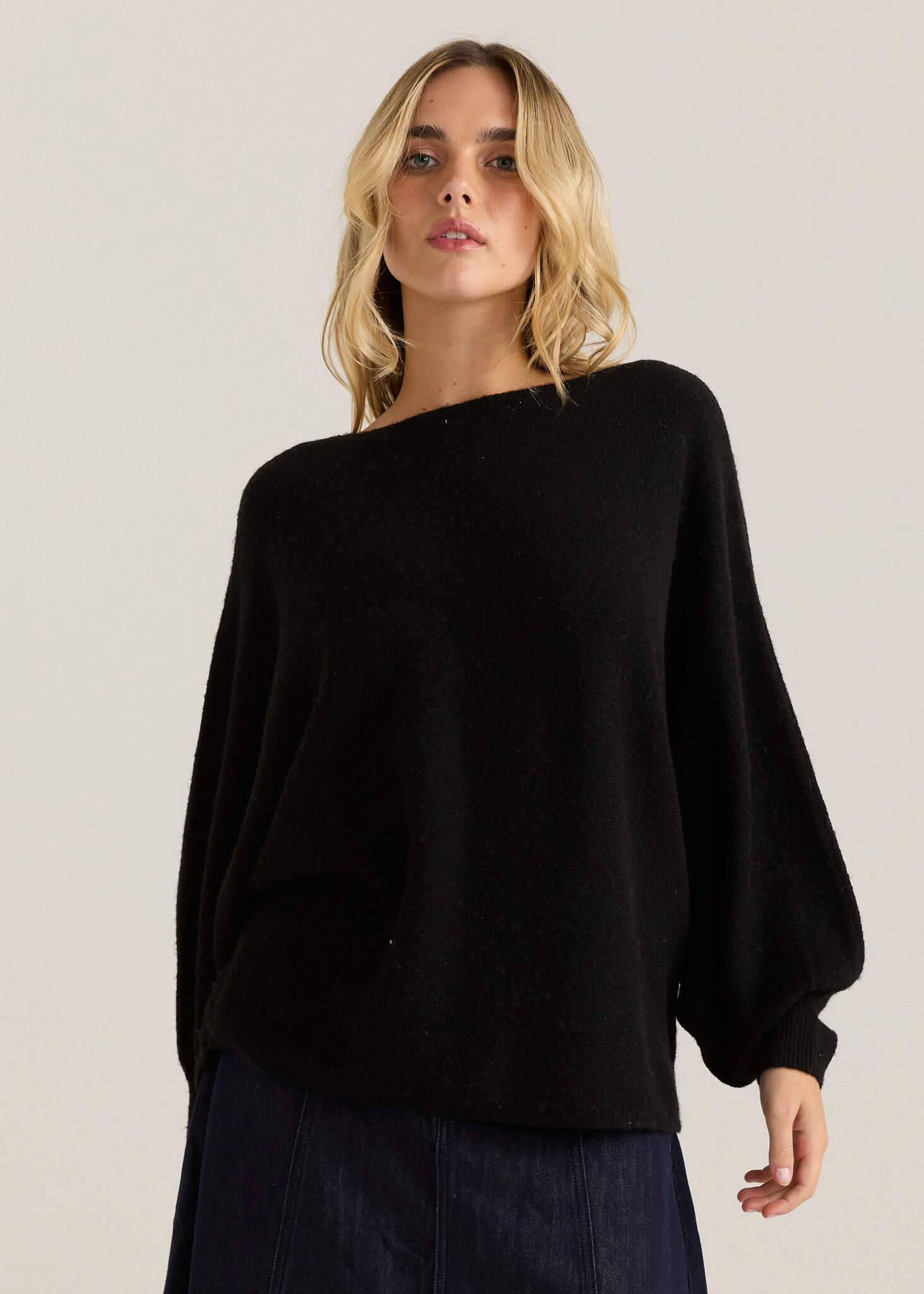 Casey Knit - Black - Image 1