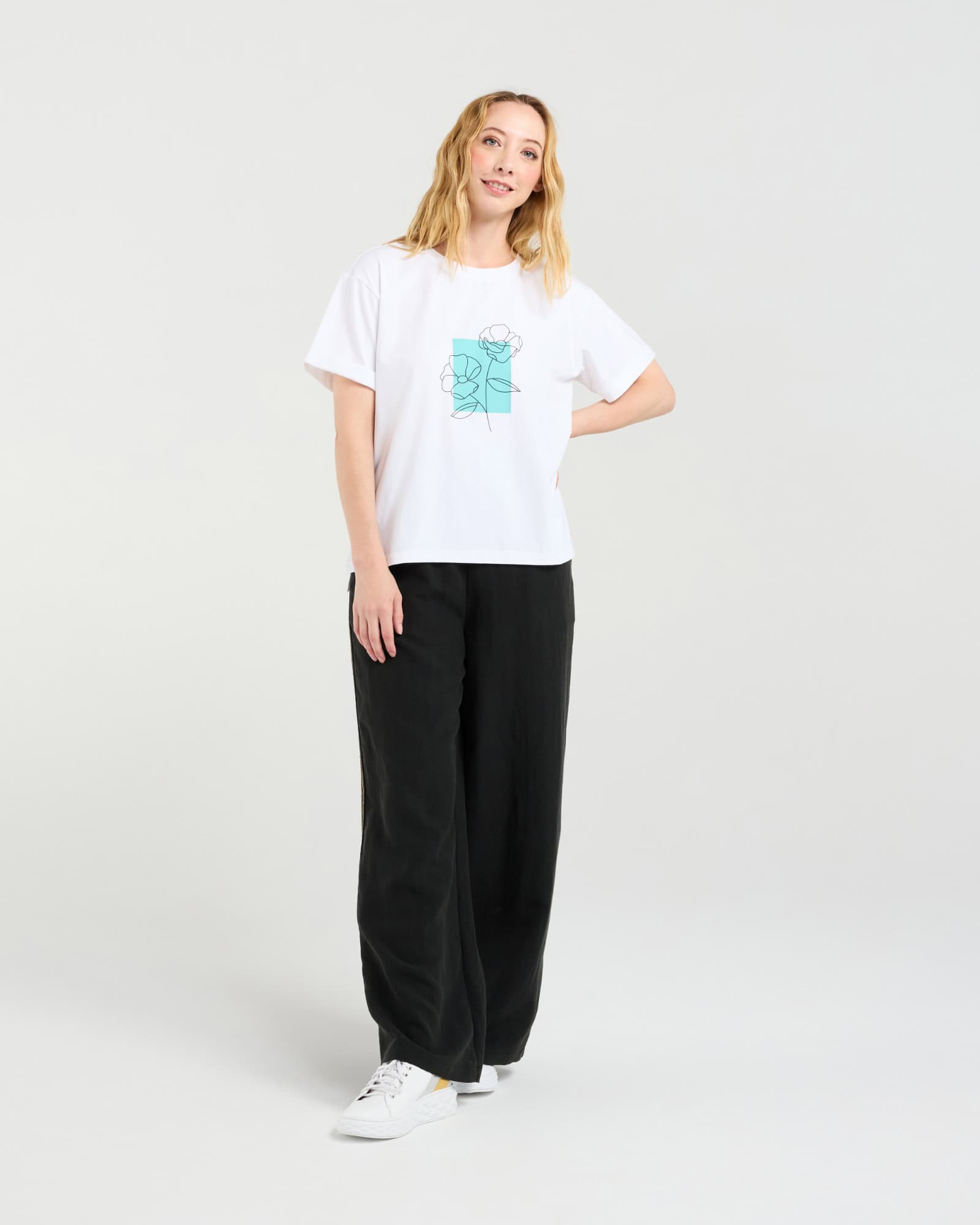 Elena T-shirt - White - Image 1