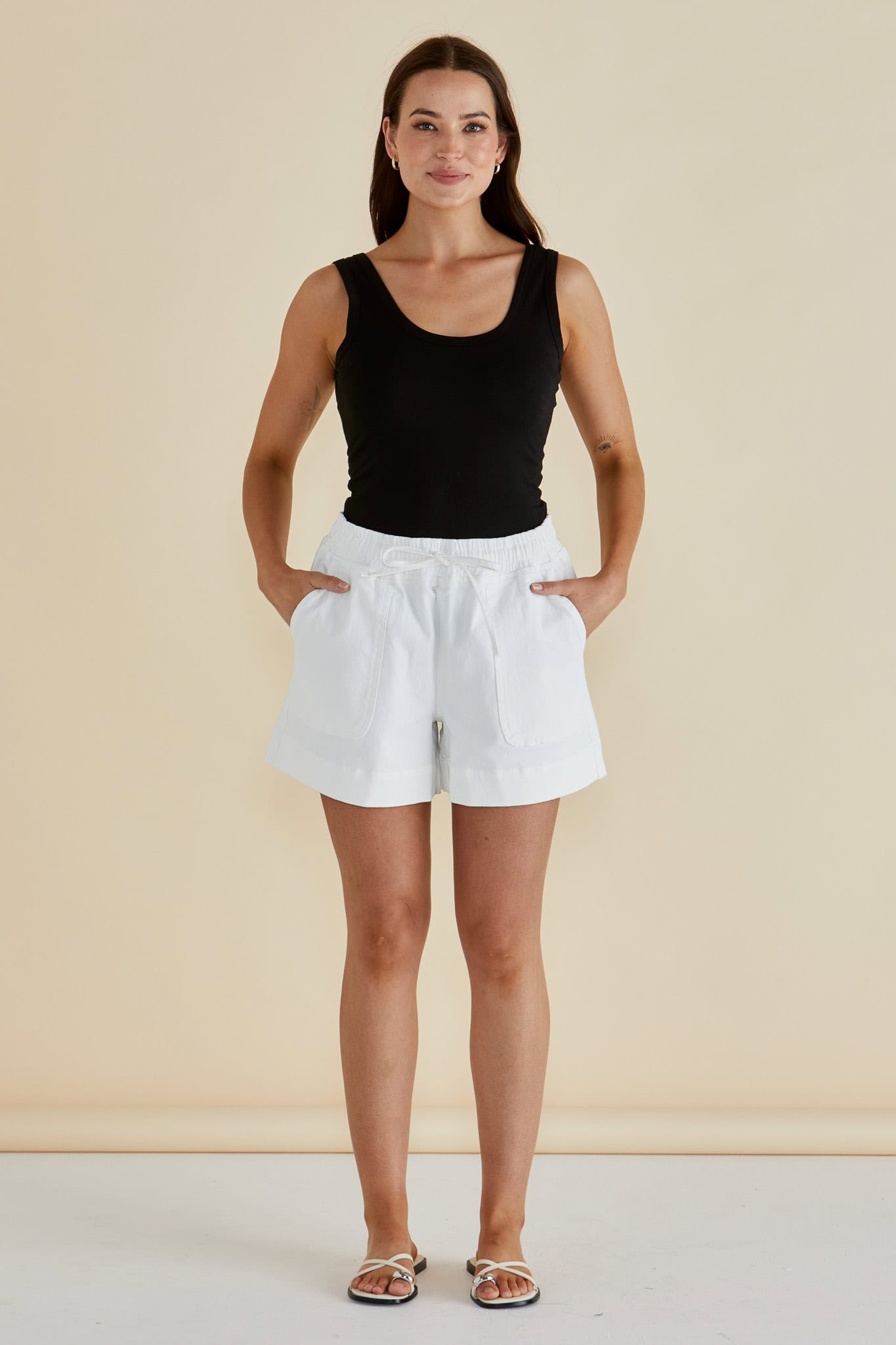 Relax Denim Shorts - White - Image 1