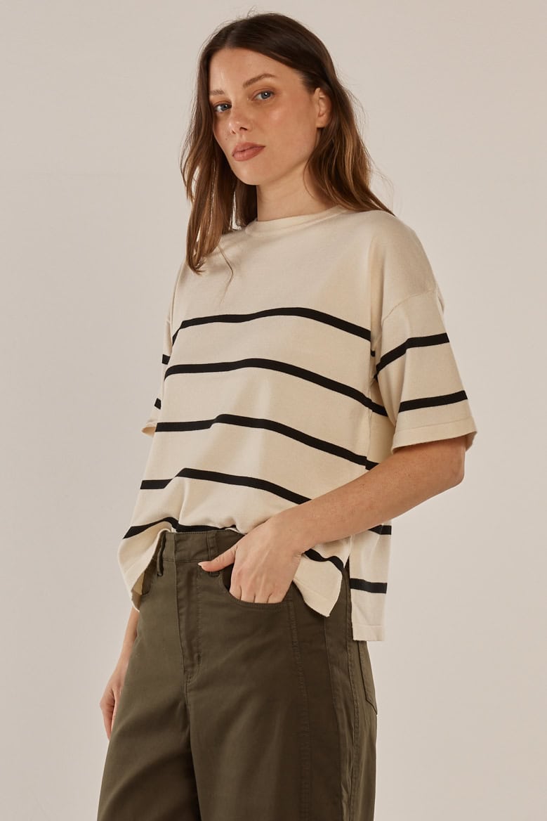 Bailey Boxy Top - Cream/Liquorice Cream - Image 2