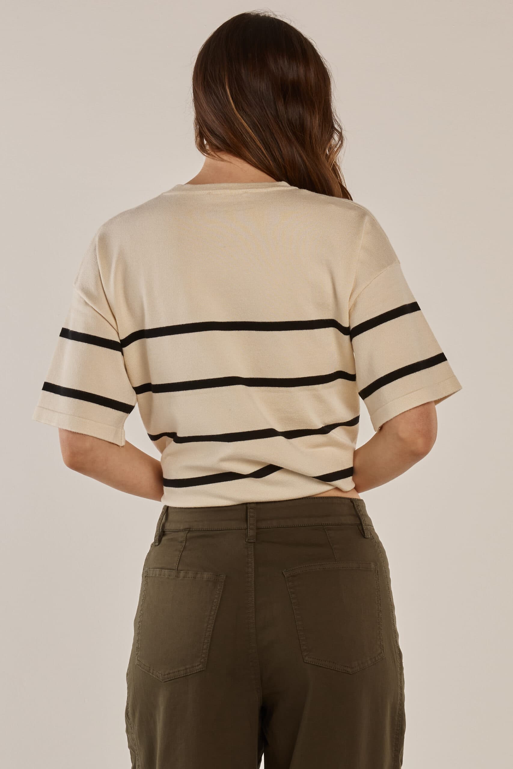 Bailey Boxy Top - Cream/Liquorice Cream - Image 3