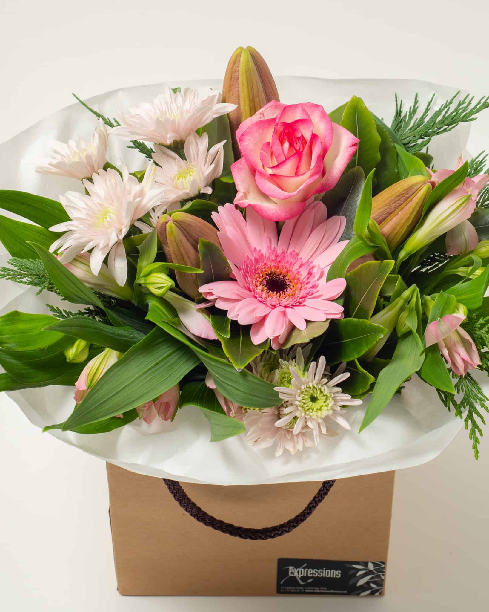 expressions-local-cambridge-hamilton-florist-delivery-vintage-pink-flower-box-bouquet