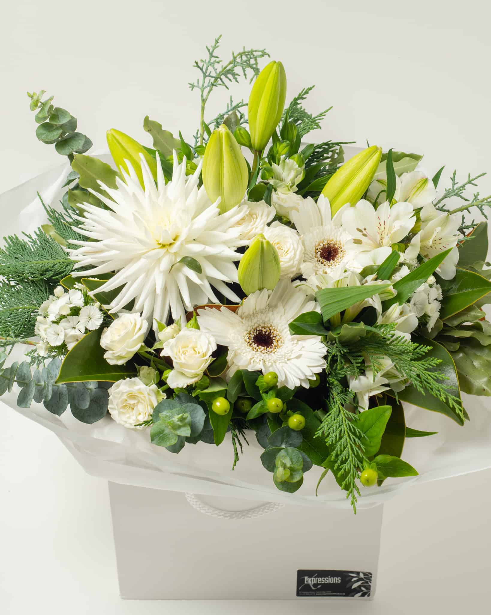 expressions-local-cambridge-hamilton-florist-delivery-white-flower-box-bouquet