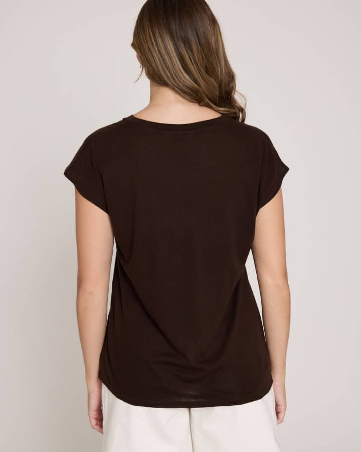 Victor T-Shirt - Chocolate - Image 3