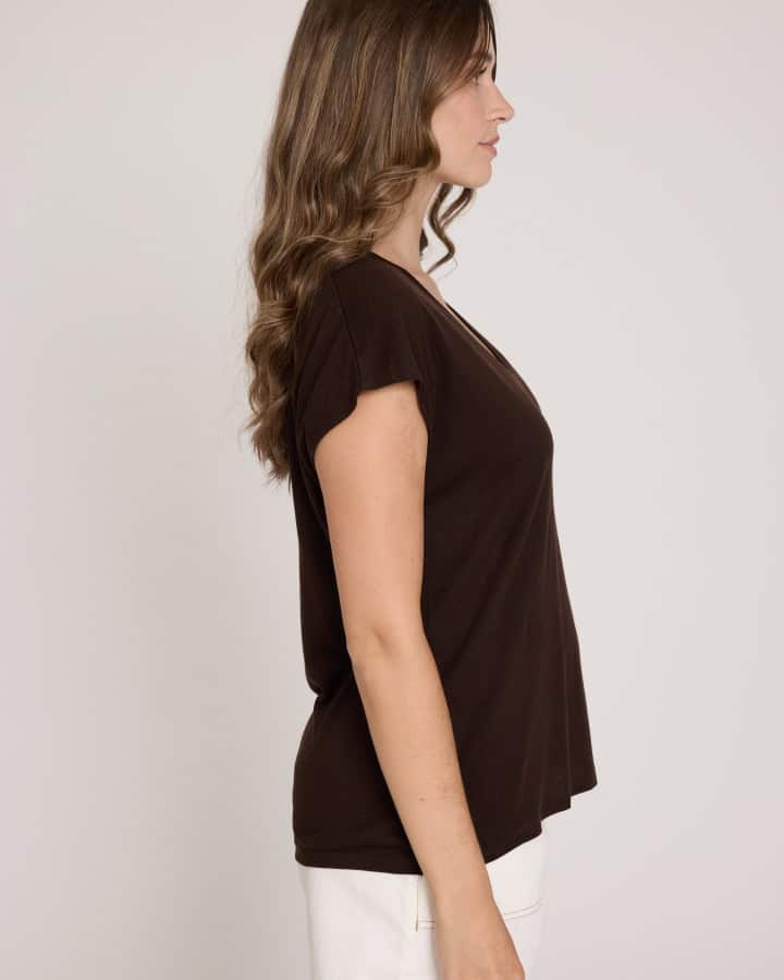 Victor T-Shirt - Chocolate - Image 2